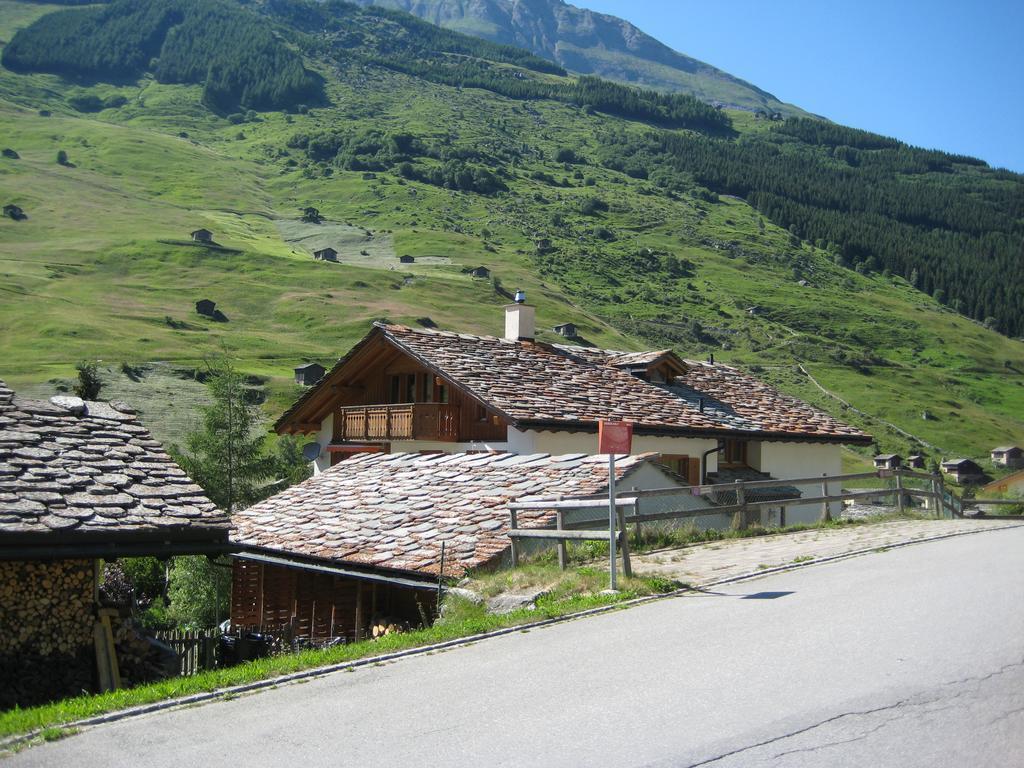 Dachwohnung Unterem Hoereli Vals Exteriér fotografie
