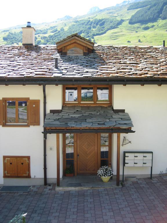 Dachwohnung Unterem Hoereli Vals Exteriér fotografie